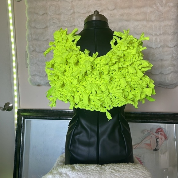 HANDCRAFTED Neon Green Women's Top knit by me NWT - Picture 4 of 17
